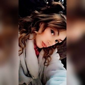 Meet your Posher, Jessiee